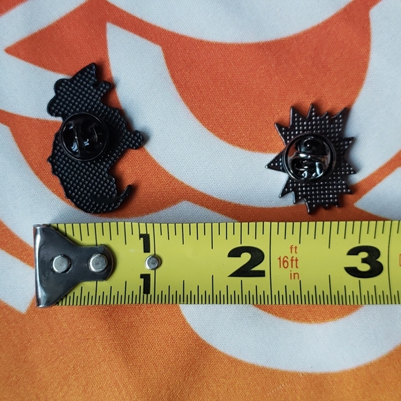 Brand new Screaming Possum enamel pin set - Picture 6 of 7